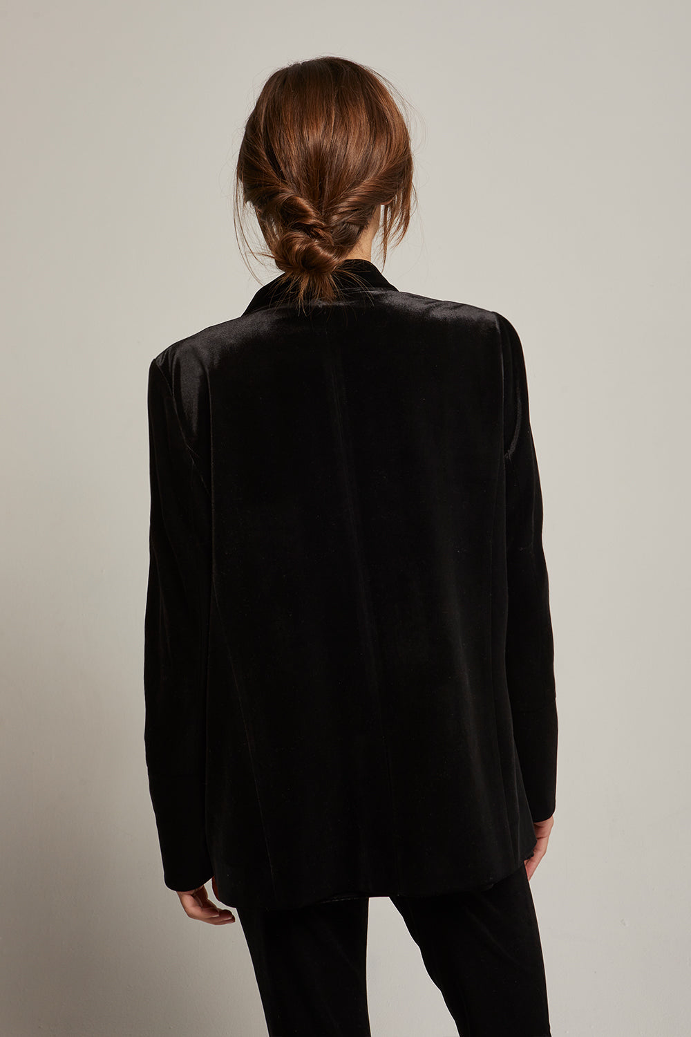 Single Breasted Velvet Blazer