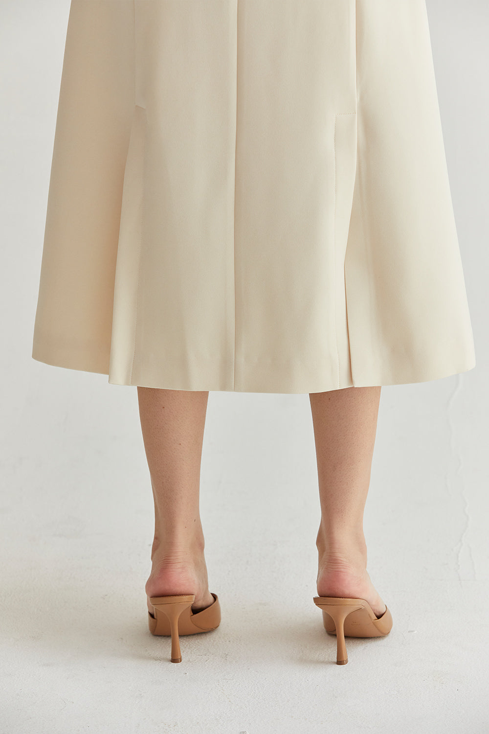 Sleeveless Long Blazer