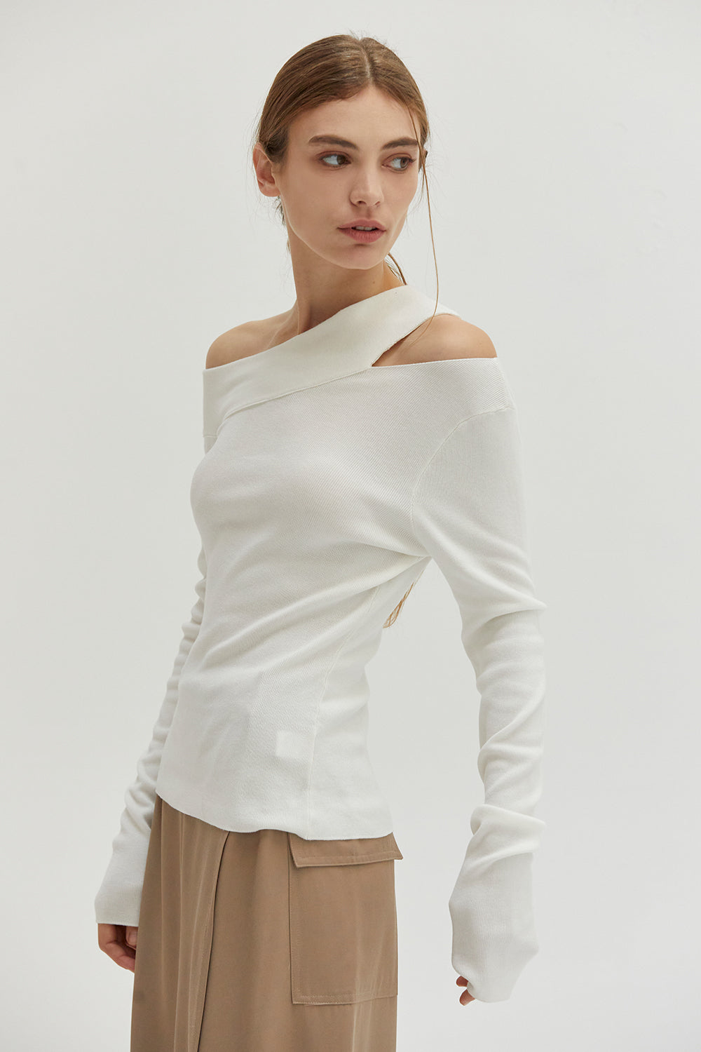 Cut Out Shoulder Long Sleeve Knit Top