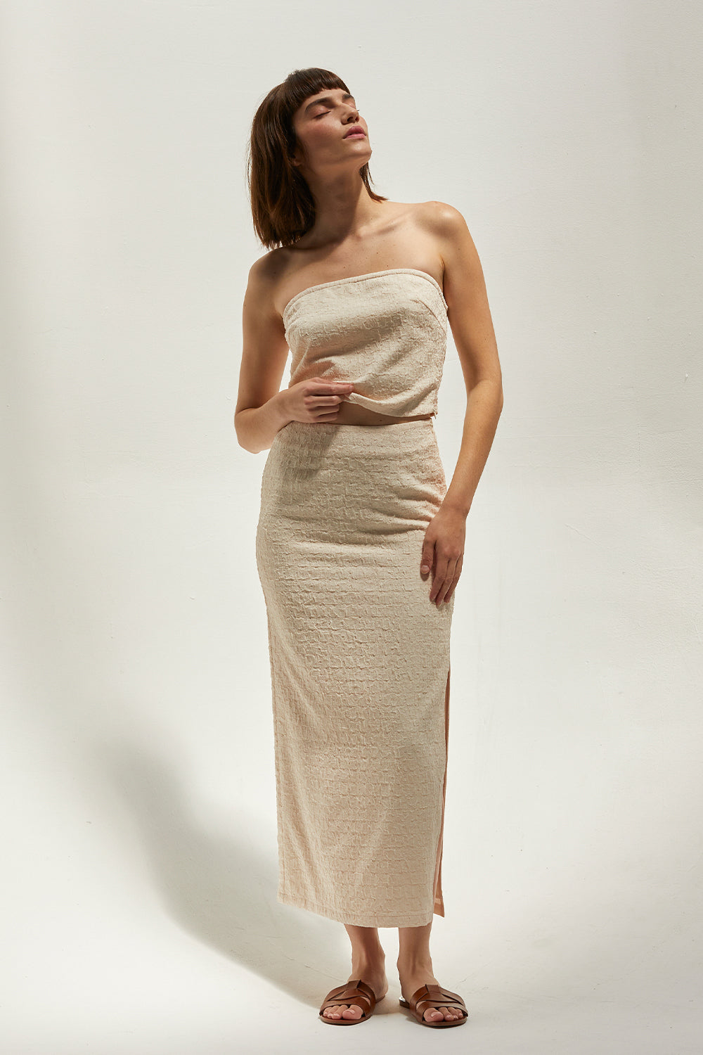 Textured Woven Zipper Tube Top
