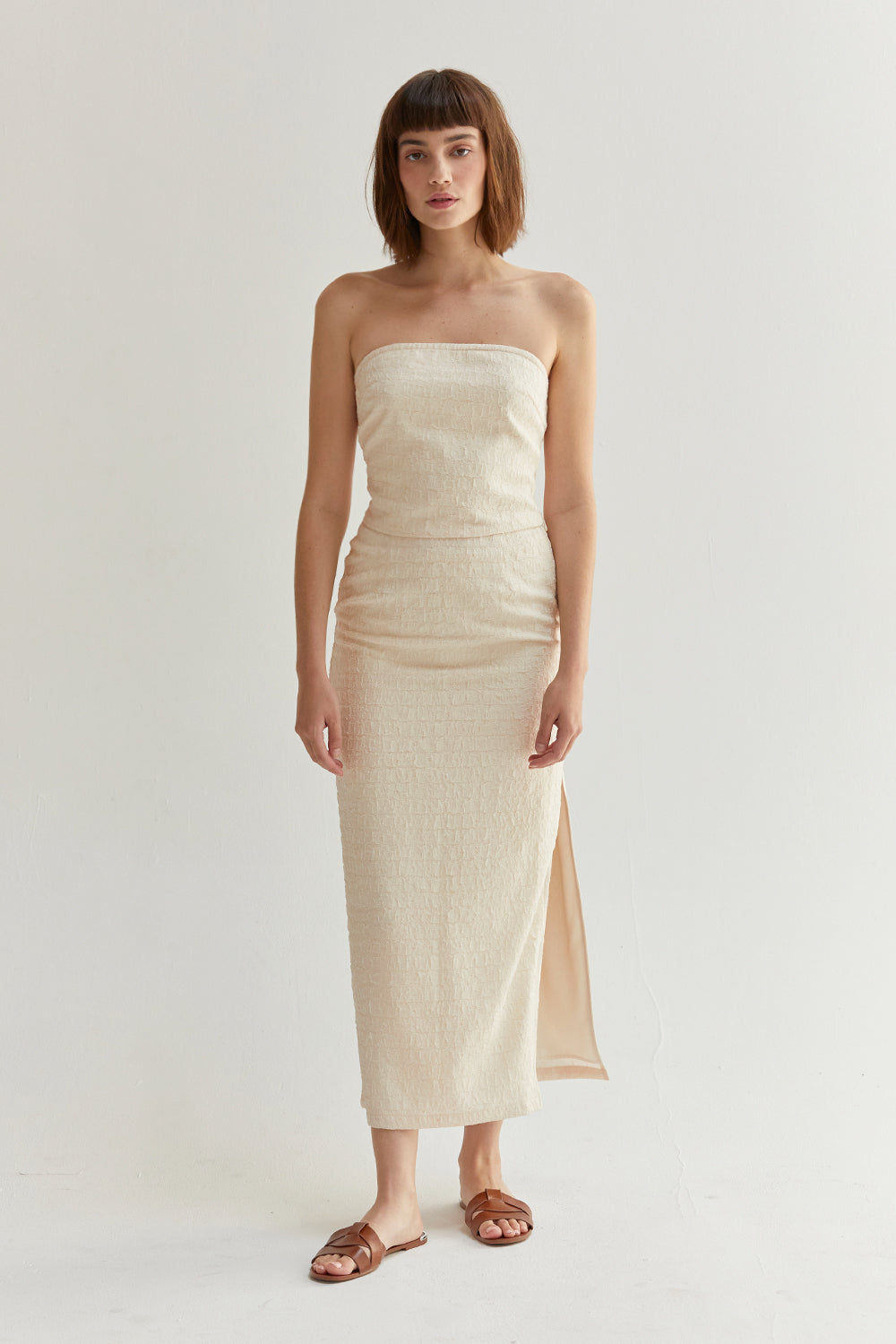 Textured Woven Zipper Tube Top