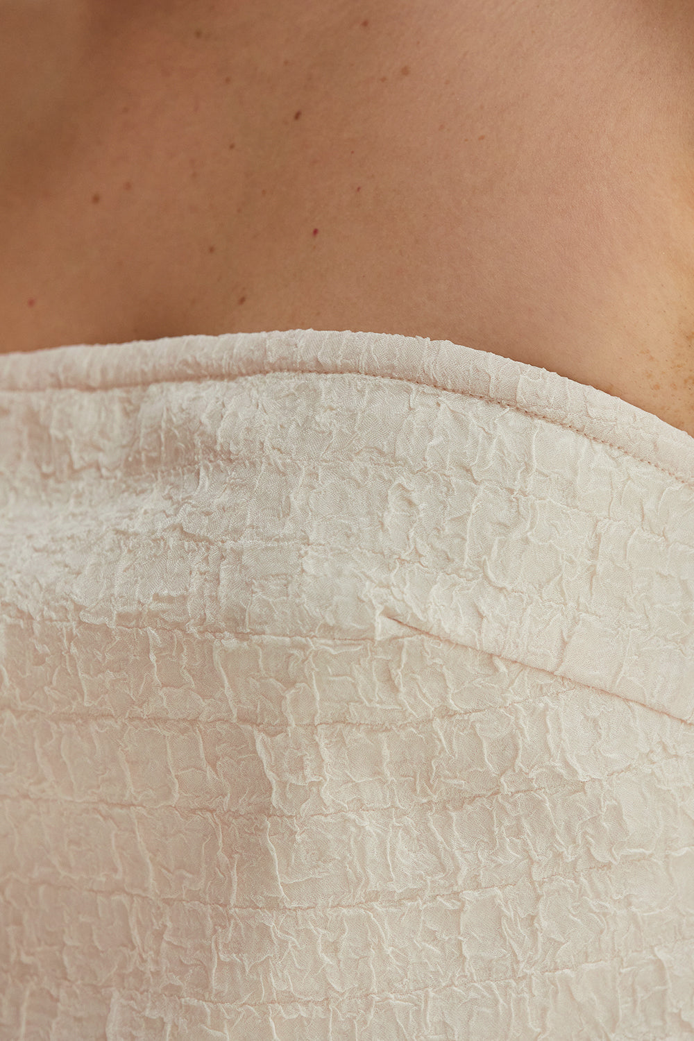 Textured Woven Zipper Tube Top