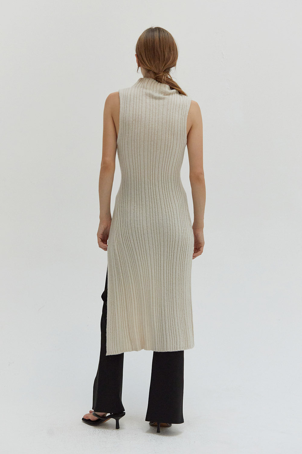 Mock Neck Longline Sleeveless Sweater Top