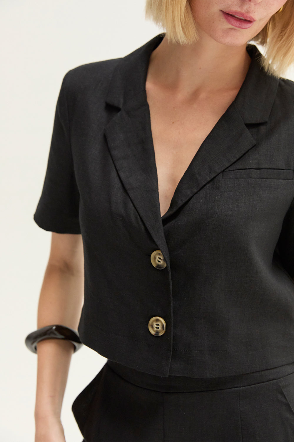 Cropped Linen Blend Blazer
