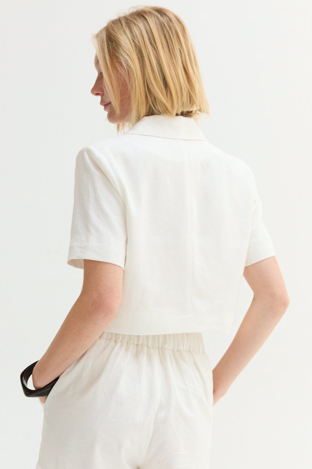 Cropped Linen Blend Blazer